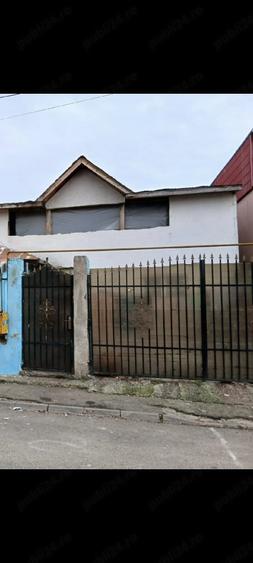 Casă cu 3 camere cu Teren 170 Mp în Exterior Vest