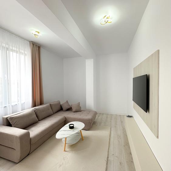 Apartament cu 3 camere decomandat în Chiajna