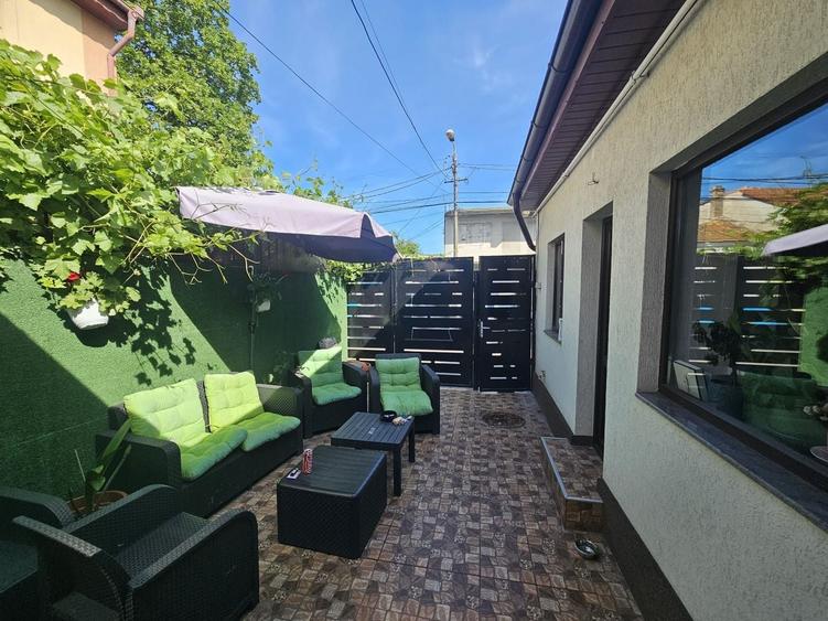 Spatiu comercial de vanzare/zona centrala - 1