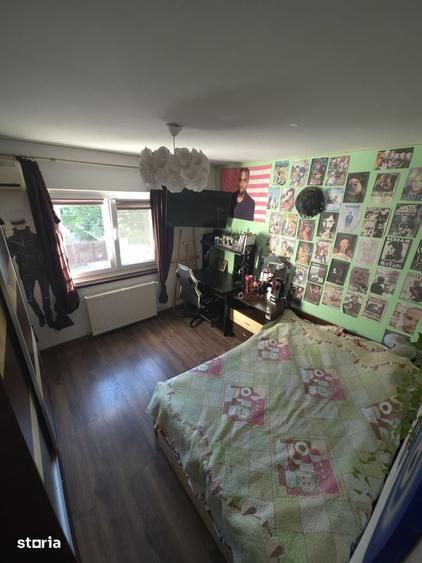 Apartament cu 4 camere decomandat în Rahova