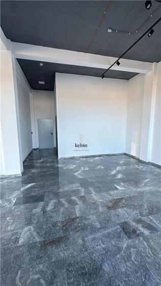 Spațiu comercial, de 230 mp, în Șelimbăr