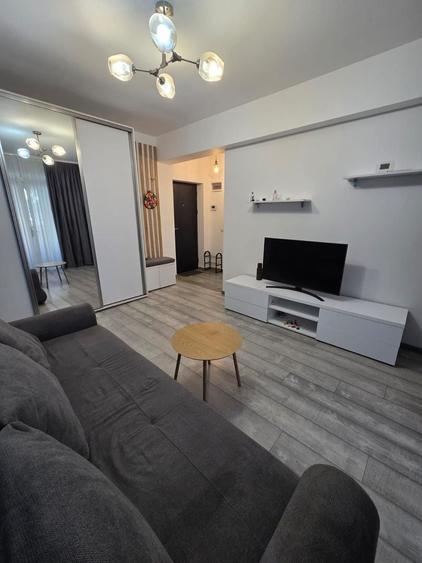 Apartament cu 2 camere decomandat, mobilat în Berceni