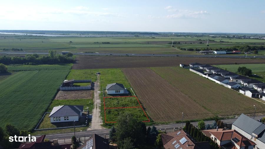 Teren de 377 mp, în Someș
