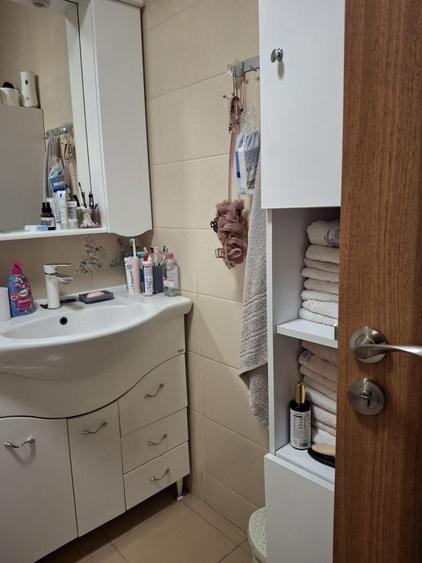 Apartament cu 2 camere în Dobroești