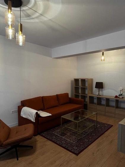 Apartament cu 2 camere decomandat în Cățelu
