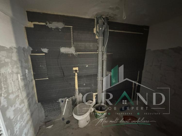 Apartament cu 2 camere semidecomandat în Dâmbul Rotund
