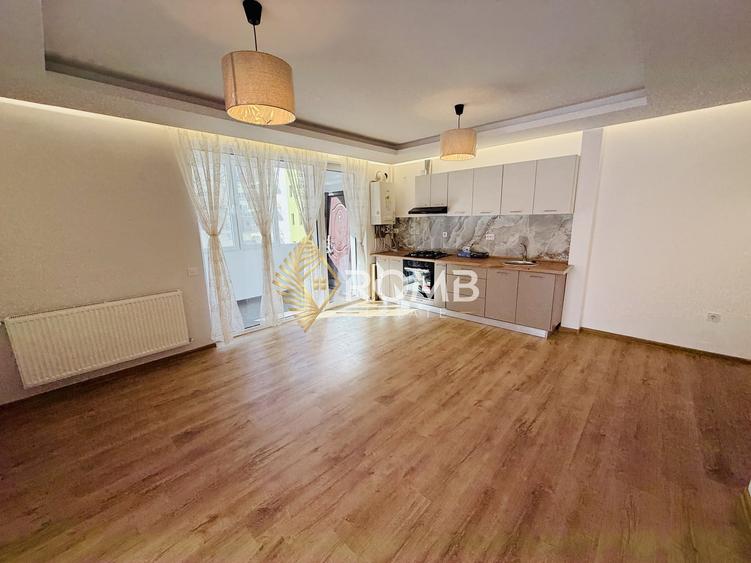 Apartament cu 3 camere semidecomandat, mobilat în Florești