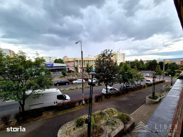 Apartament cu 3 camere decomandat zona Piata Zorilor etaj 1 - 3