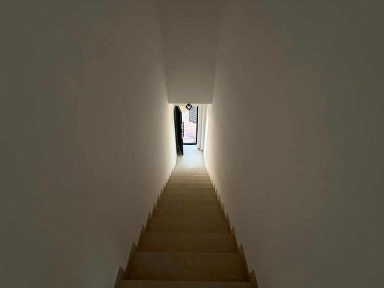 Apartament cu 2 camere în Exterior Est