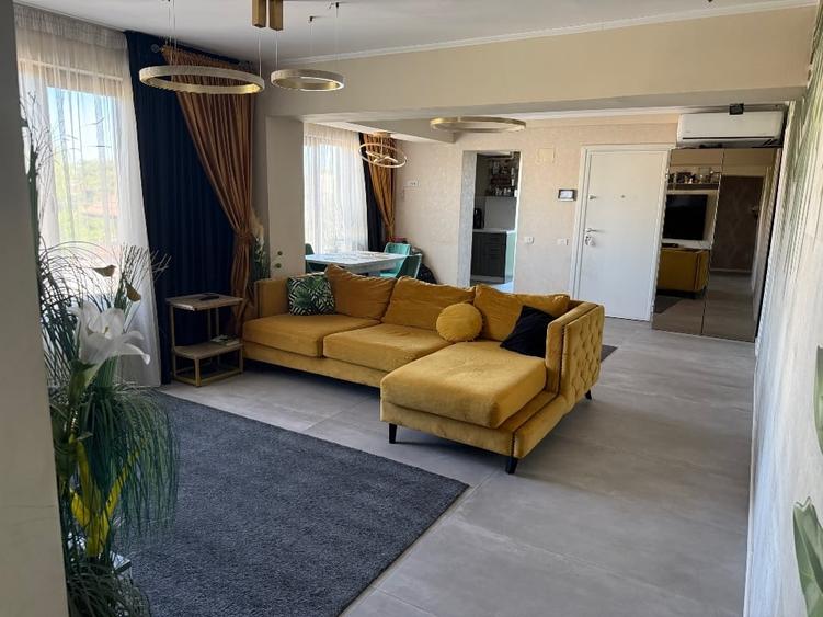 Apartament cu 4 camere decomandat, mobilat în Brâncoveanu
