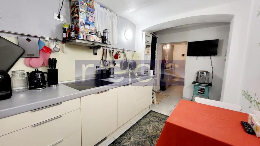 Apartament cu 2 camere semidecomandat, mobilat în Domenii