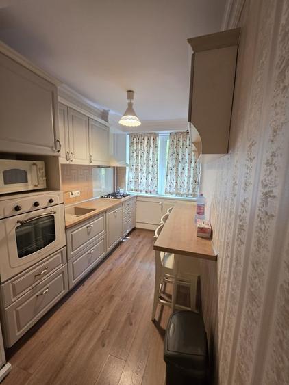 Apartament cu 2 camere decomandat, mobilat în Cantemir
