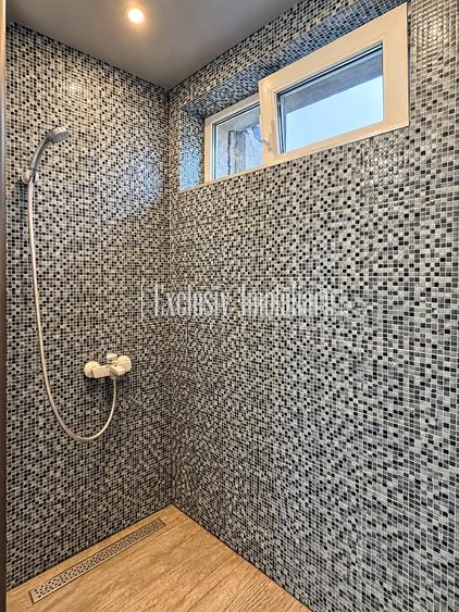 Apartament cu 3 camere semidecomandat în Tomis II
