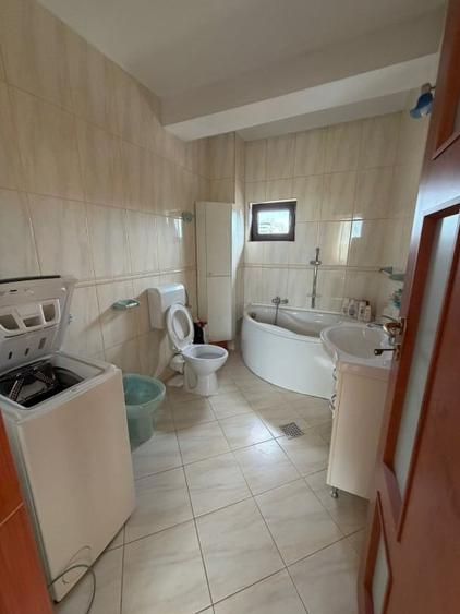 Apartament cu 5 camere semidecomandat, mobilat în Domenii