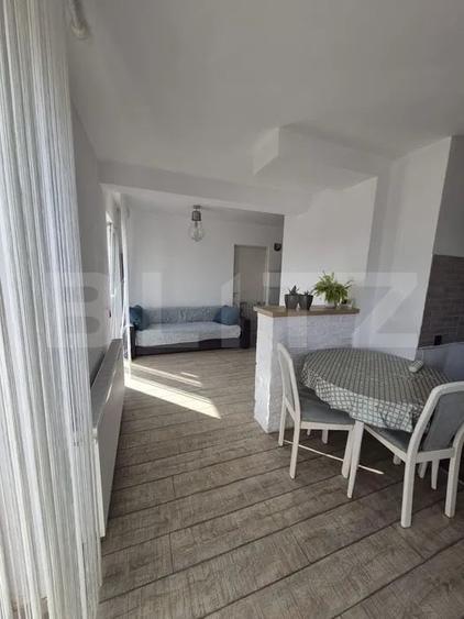 Apartament cu 2 camere semidecomandat, mobilat în Florești