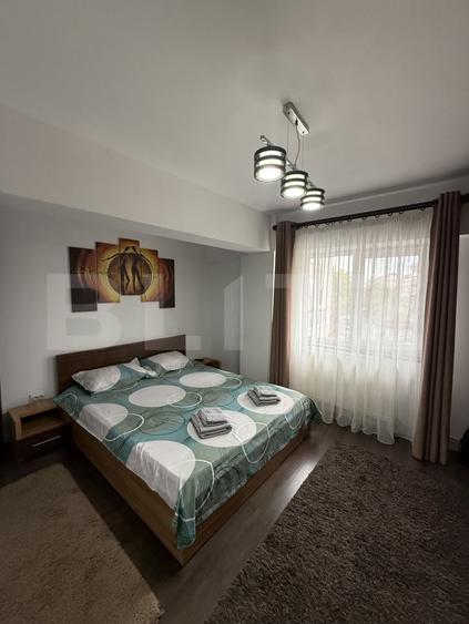 Apartament cu 3 camere decomandat, mobilat în Central