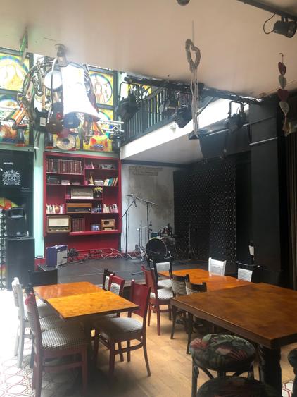 Spațiu comercial, de 242 mp, în Centrul Istoric