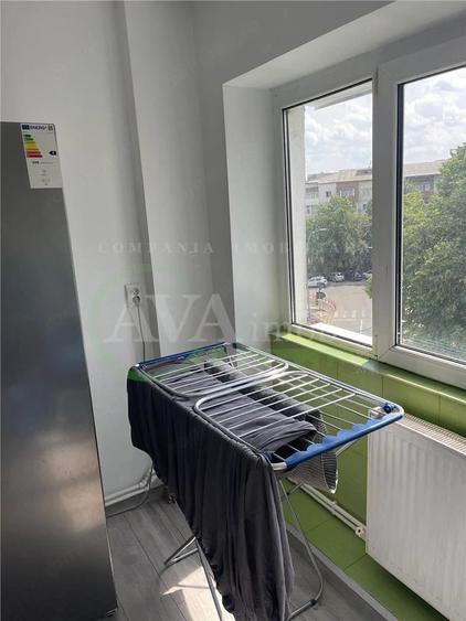 Apartament cu 2 camere decomandat în Energiei