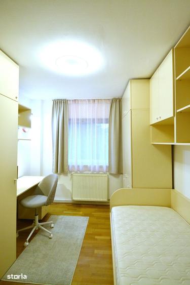 Apartament cu 4 camere în Mărăști
