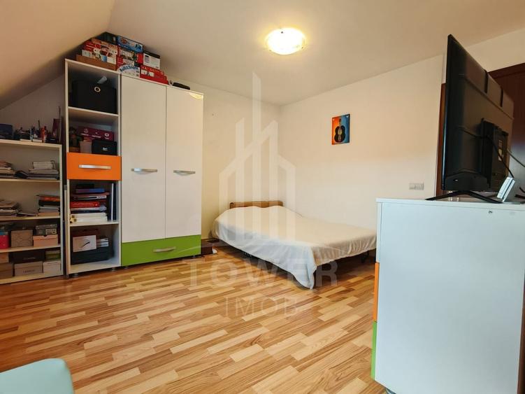 Apartament cu 4 camere decomandat în Turnișor