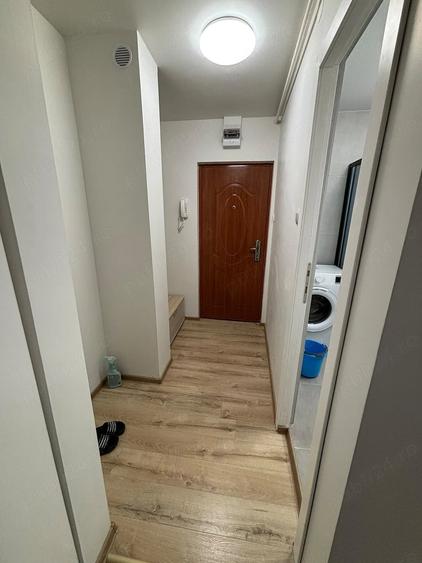 Garsonieră semidecomandată în Micro 1