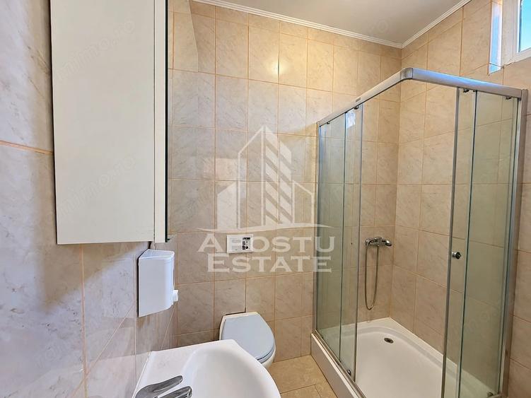 Apartament cu 3 camere semidecomandat, mobilat în Iosefin