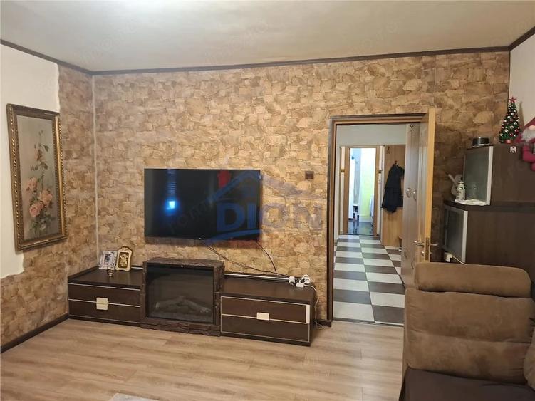 Apartament cu 2 camere în Decebal