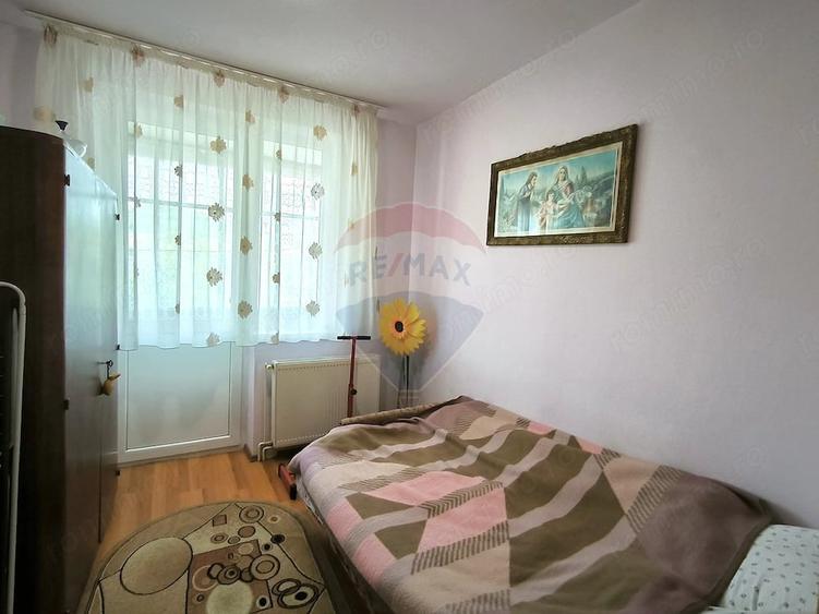 Apartament cu 3 camere decomandat în Vest