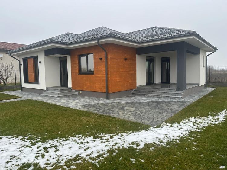 Casă individuală cu 3 camere cu Teren 400 Mp în Ciocănești