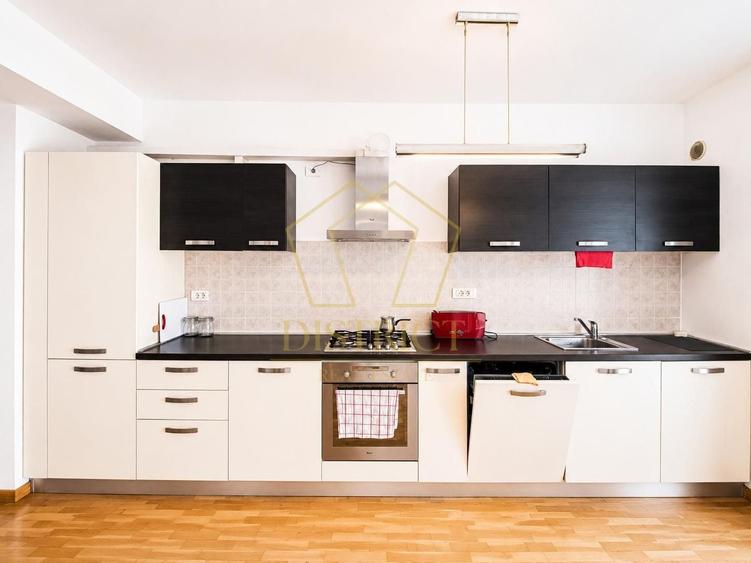 Apartament cu 2 camere semidecomandat, mobilat în Torontalului