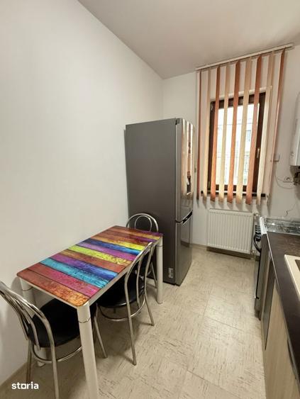 Apartament cu 3 camere în Girocului