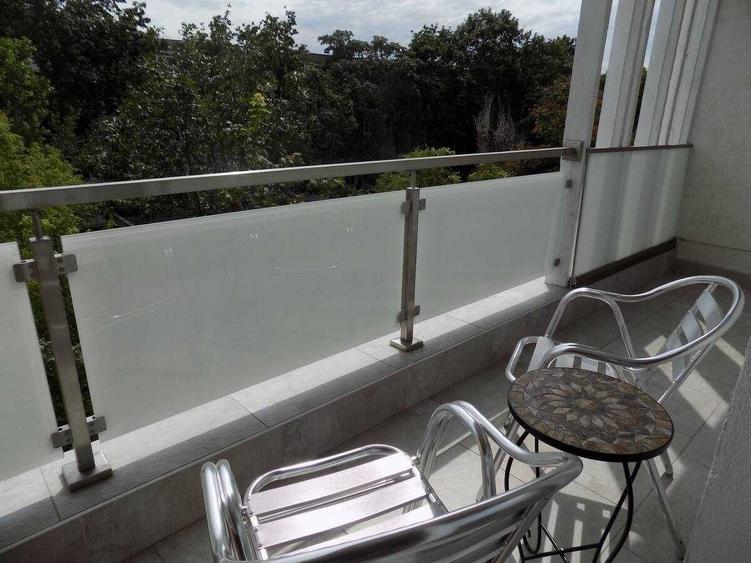 Apartament cu 3 camere semidecomandat în Țiglina 2