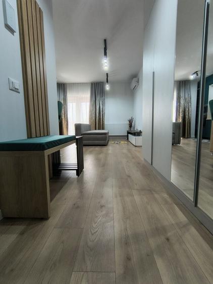 Apartament cu 2 camere semidecomandat în Central