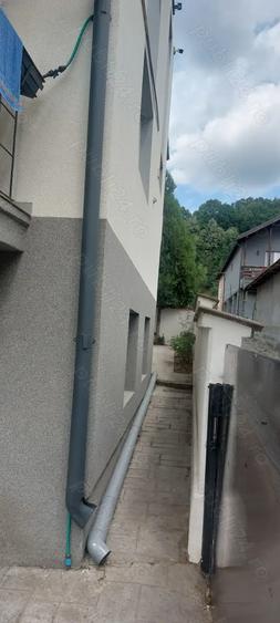 Casă cu 6 camere cu Teren 700 Mp în Aranghel