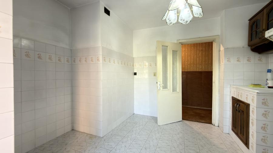 Apartament cu 2 camere decomandat în Soarelui