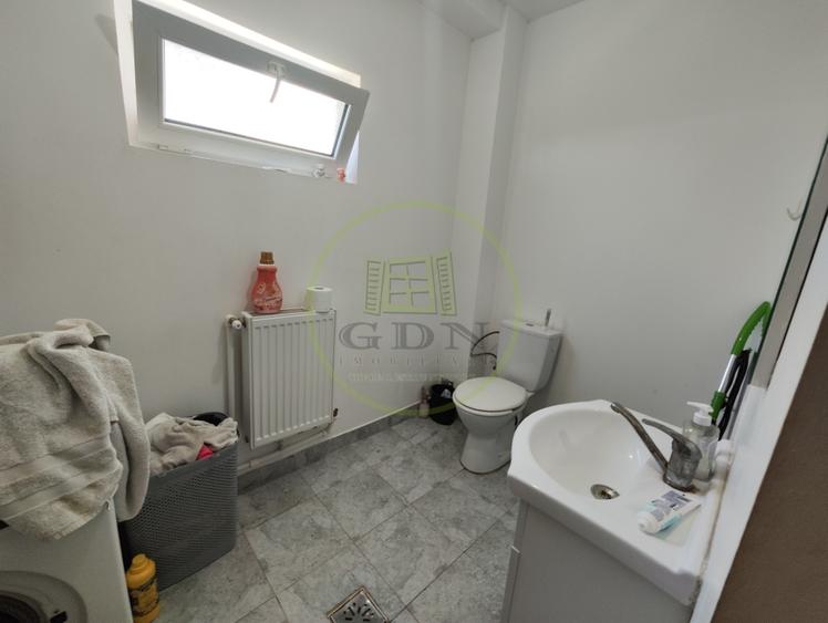 Casă individuală cu 5 camere cu Teren 432 Mp în Malu Mare