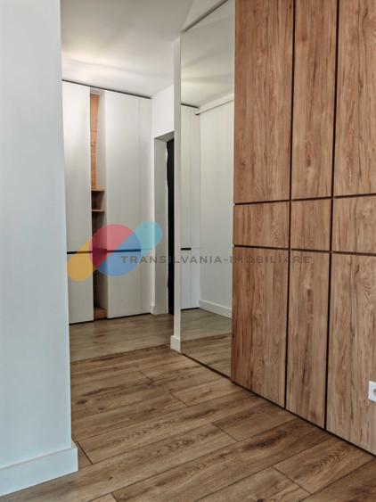 Apartament cu 3 camere decomandat în Dâmbul Rotund