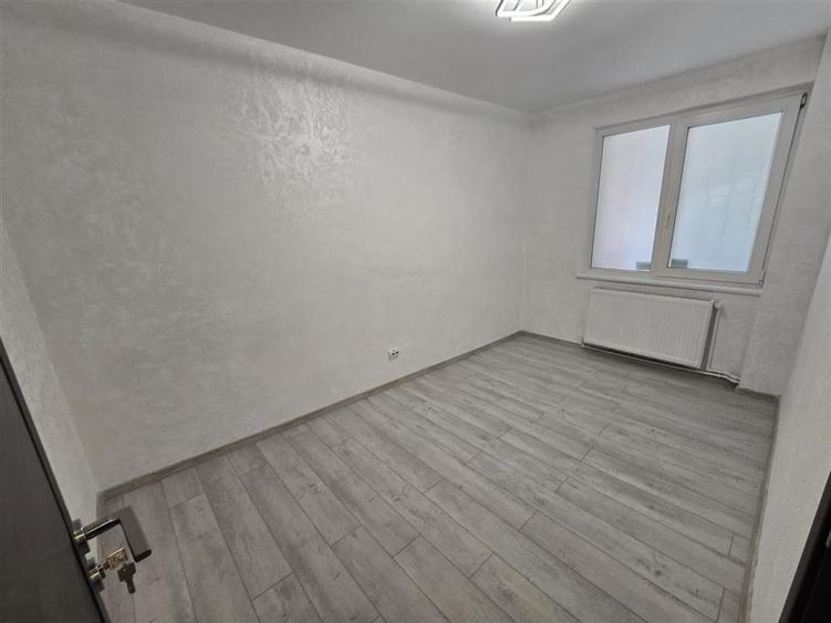 Spațiu comercial, de 60 mp, în Centrul Civic
