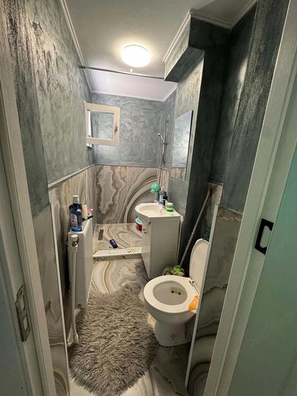 Apartament cu 4 camere semidecomandat în Hipodrom