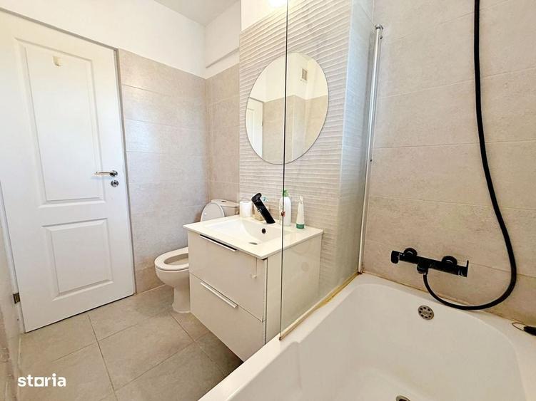 Apartament cu 3 camere decomandat în Alexandru cel Bun