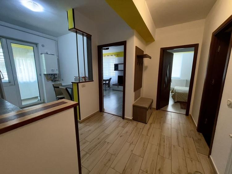 Apartament cu 2 camere decomandat în Milcov