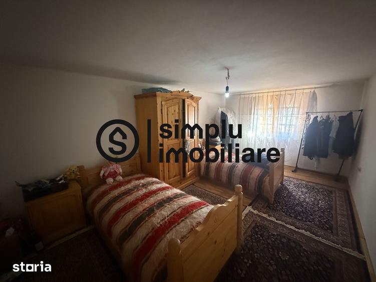 Casă cu 6 camere cu Teren 372 Mp în Bariera Vâlcii