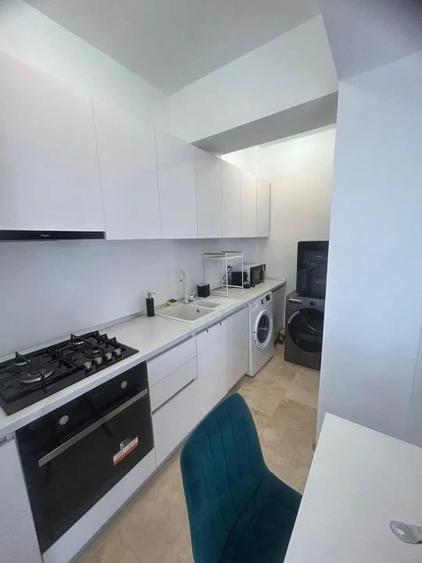 Apartament cu 2 camere decomandat în Eremia