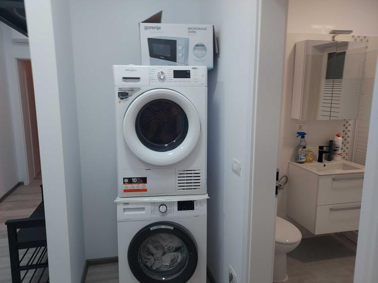 Apartament cu 2 camere decomandat în Giroc
