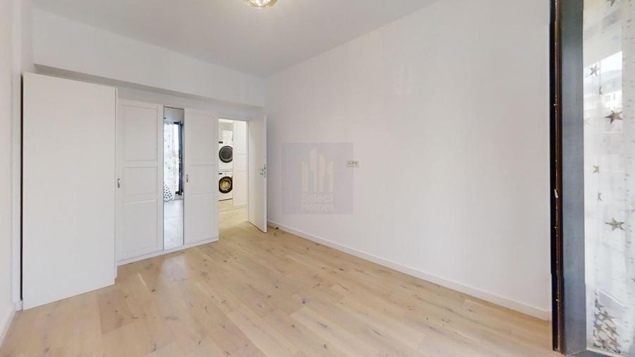 Apartament cu 4 camere decomandat, mobilat în Pipera