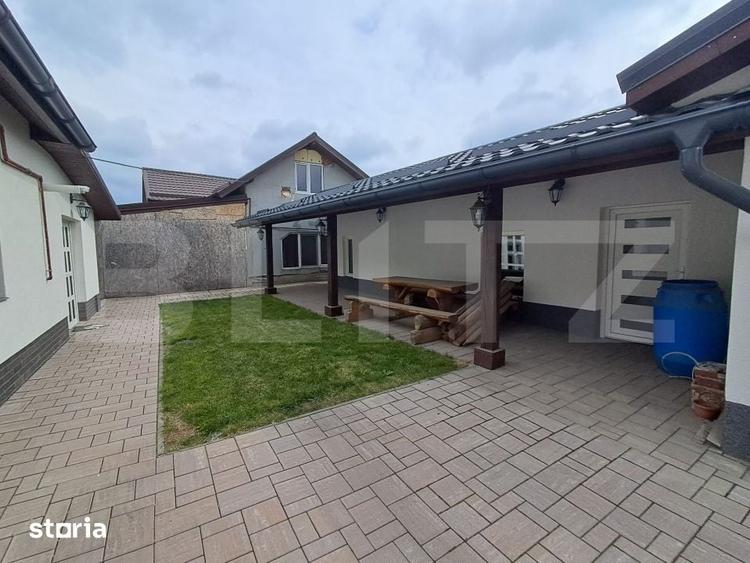 Casă cu 10 camere cu Teren 2100 Mp în Sâncraiu de Mureș