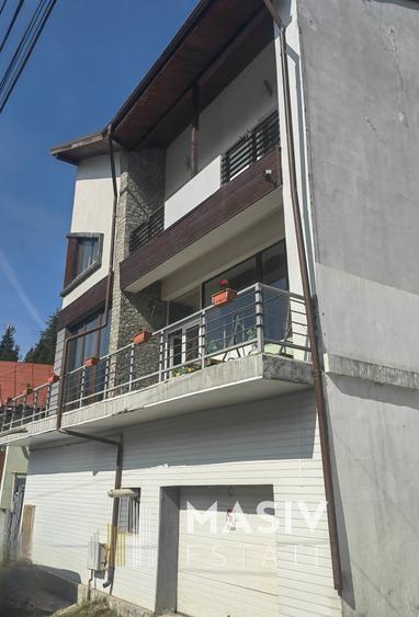 Casă cu 10 camere cu Canalizare în Central