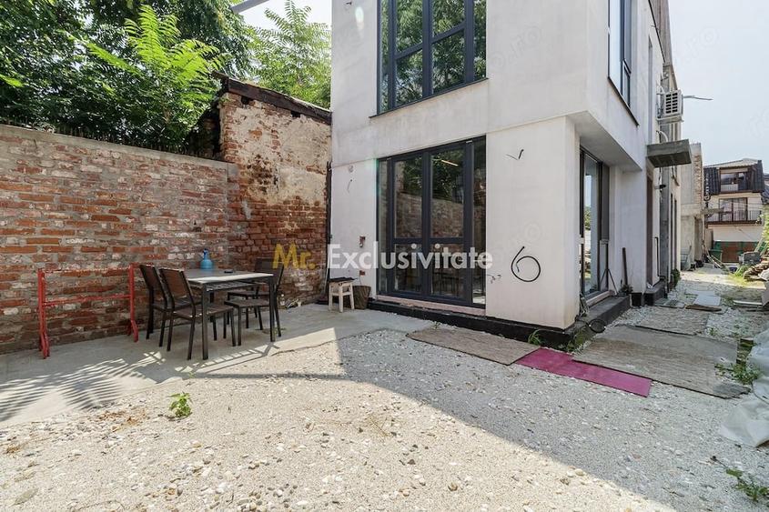 Casă cu Teren 260 Mp în Unirii