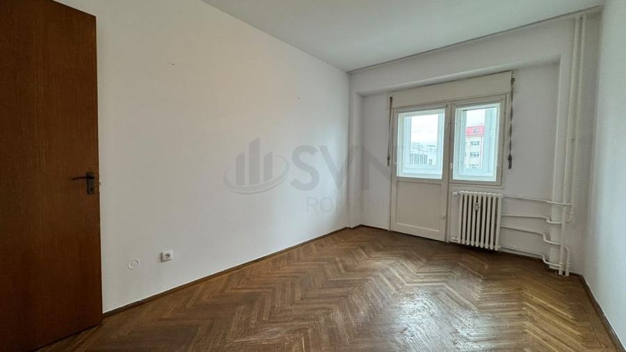 Apartament cu 4 camere decomandat în 1 Mai