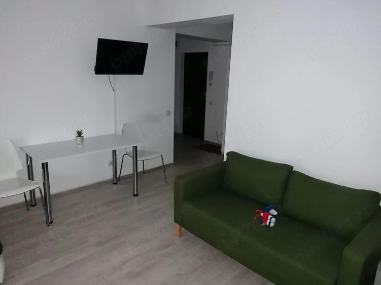 Apartament cu 3 camere decomandat în Unirii
